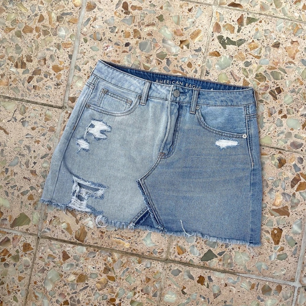 American Eagle Split Dye High Waisted Distressed … - image 4